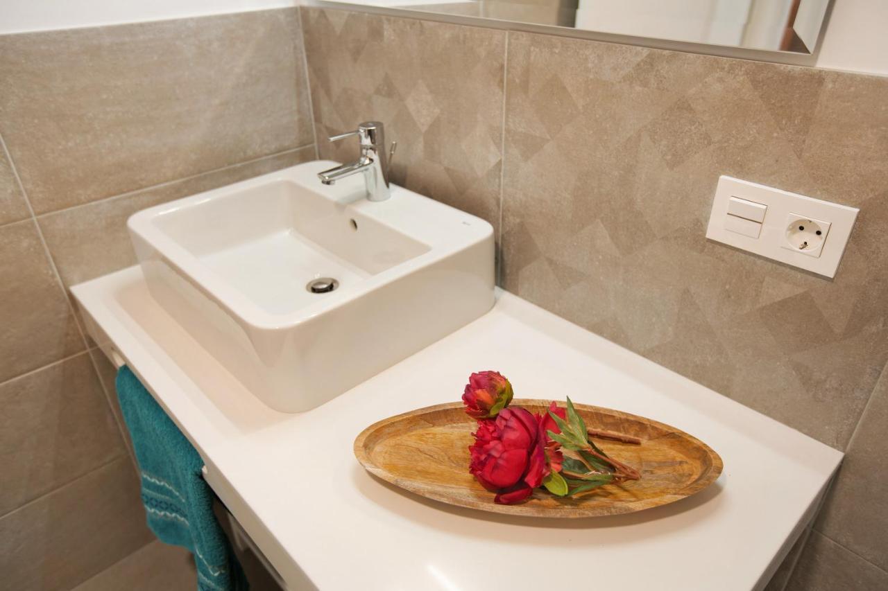 La Casita Del Muelle Apartment เมเลนารา ภายนอก รูปภาพ
